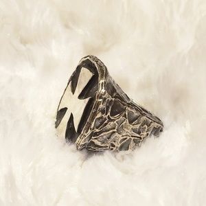 Cross Ring